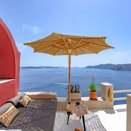 Stunning Santorini 1 Bedroom Indiana Private Heated Plunge Pool Amazing Caldera Sea Views וילה